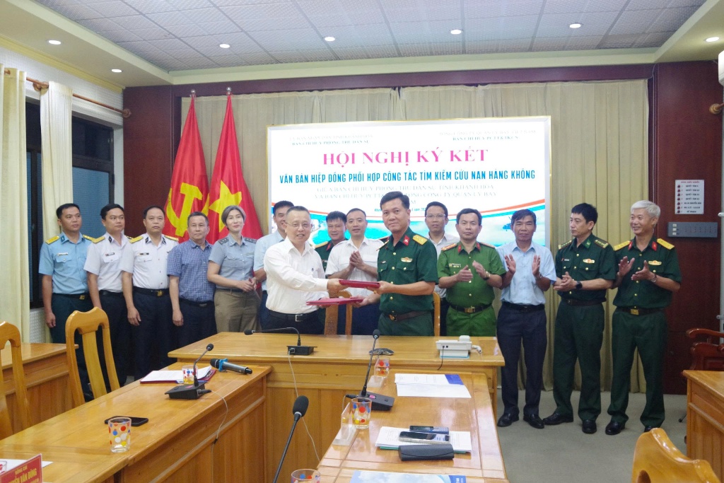 VATM và tỉnh Khánh Hòa ký kết hiệp đồng công tác tìm kiếm cứu nạn hàng không